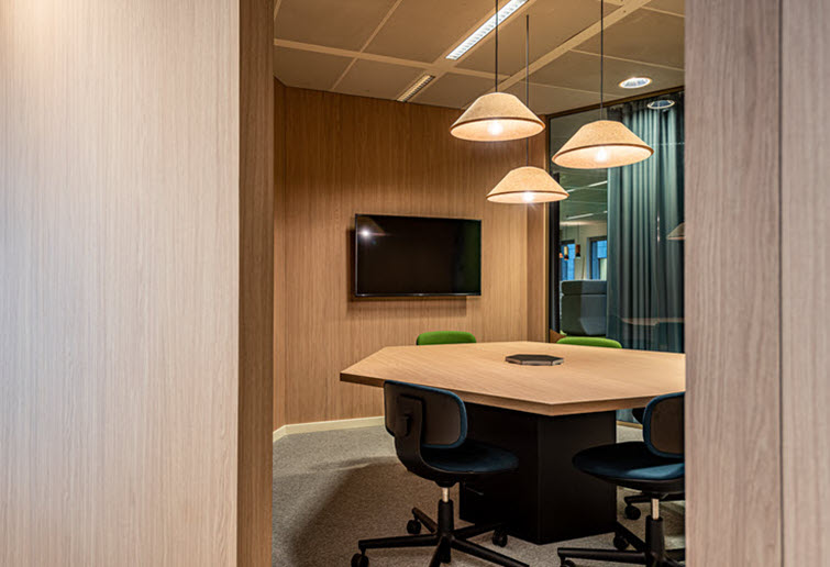 Meeting room in office with (Clicwall) wall cladding in Master Oak